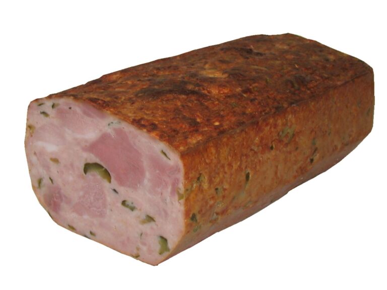 BALCERZAK ROAST WITH PICKLED CUCUMBER (SLICES)